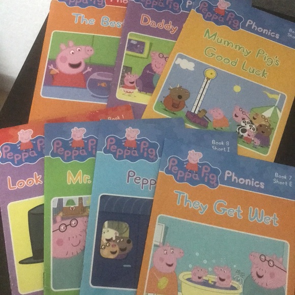 Peppa pig books - Picture 1 of 2